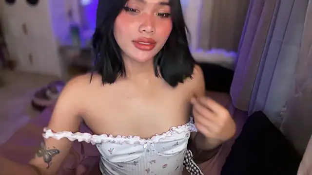 Snapshot of Yourbaby_angelx chatting on November 7, 2025, 5:23 am Yourbaby angelx online show from November 7, 2025, 5:23 am