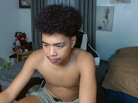 Snapshot of curlyasian_njxx chatting on March 27, 2026, 6:33 am curlyasian njxx online show from March 27, 2026, 6:33 am