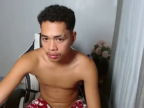 Snapshot of curlyasian_njxx chatting on April 12, 2026, 3:15 pm curlyasian njxx online show from April 12, 2026, 3:15 pm