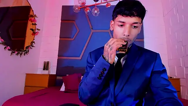 Thiagoferreti online show from December 4, 2025, 8:08 pm