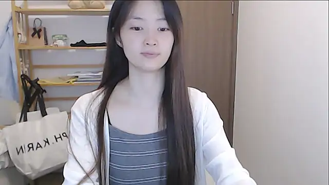 Snapshot of Mimi-cnbaby chatting on June 2, 2026, 2:06 pm Mimi-cnbaby online show from June 2, 2026, 2:06 pm