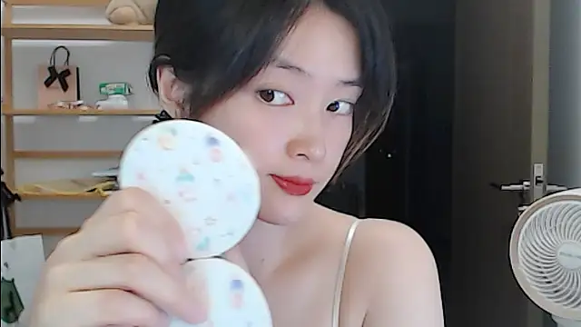 Snapshot of Mimi-cnbaby chatting on May 26, 2026, 12:36 pm Mimi-cnbaby online show from May 26, 2026, 12:36 pm