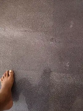 vichuhot online show from October 29, 2025, 5:50 am