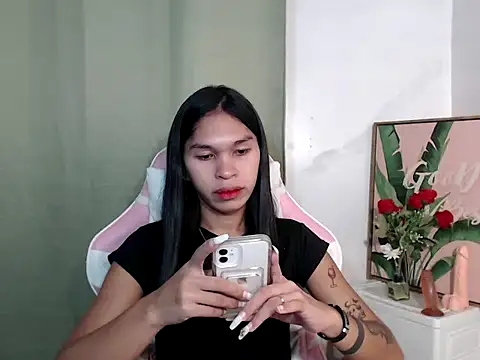 sexloverxxz online show from October 13, 2025, 8:38 am