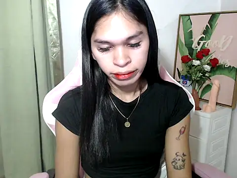 sexloverxxz online show from September 27, 2025, 9:04 am