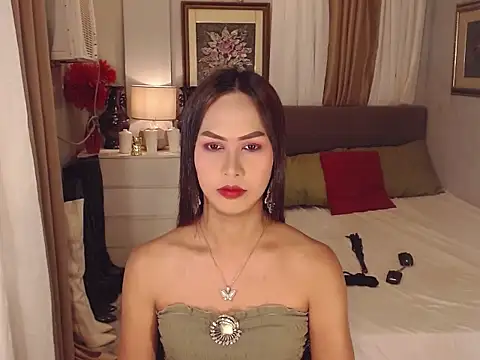 Nathalieheartt online show from March 13, 2026, 3:11 am