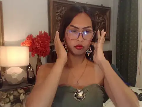 Nathalieheartt online show from July 29, 2026, 1:54 pm