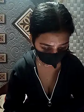 Hot Jaanvi  online show from December 5, 2025, 4:11 am