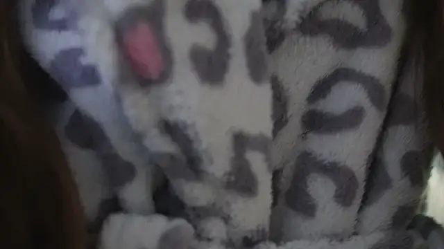 sukie spooky online show from April 3, 2026, 3:40 pm