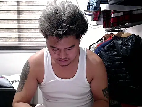 tastylicious John19 online show from December 2, 2025, 4:25 am