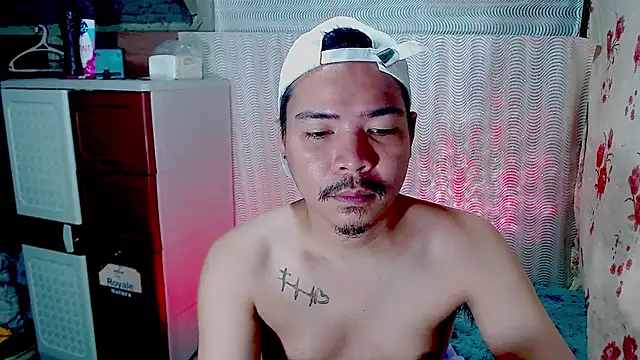 MANIACasianX online show from October 17, 2025, 10:44 pm