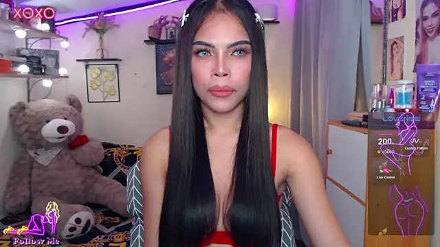 Snapshot of izabella_moore chatting on July 9, 2026, 1:17 am izabella moore online show from July 9, 2026, 1:17 am