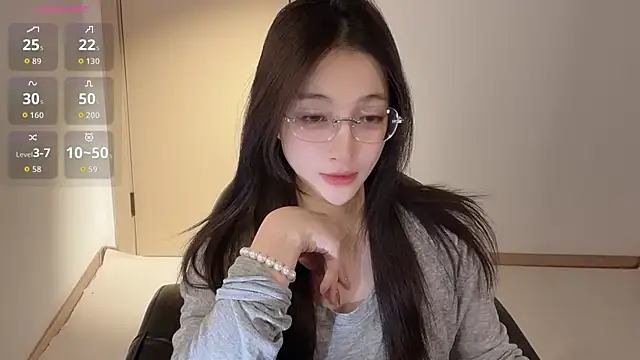 Seraphina-se online show from November 27, 2025, 7:03 pm