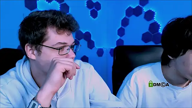 lucas long  online show from November 24, 2025, 9:31 am