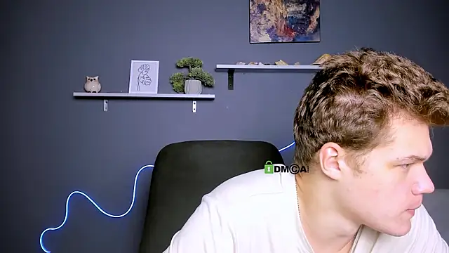 lucas long  online show from September 25, 2025, 12:55 pm