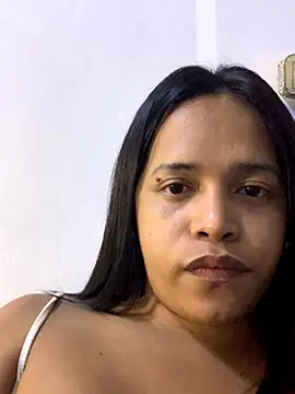 Lorainnelustts online show from September 27, 2025, 8:59 pm