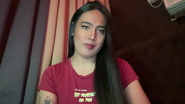 fallon empress143 online show from January 17, 2026, 1:58 pm