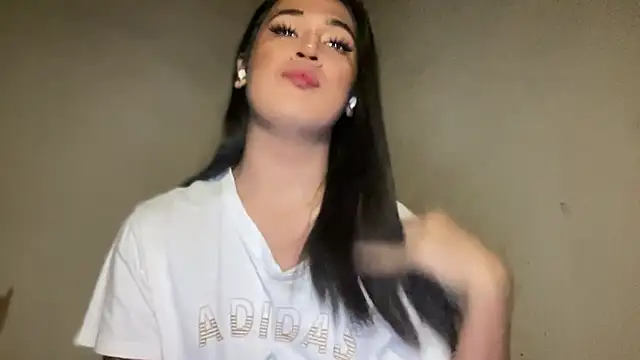 Snapshot of fallon_empress143 chatting on September 11, 2025, 3:56 pm fallon empress143 online show from September 11, 2025, 3:56 pm