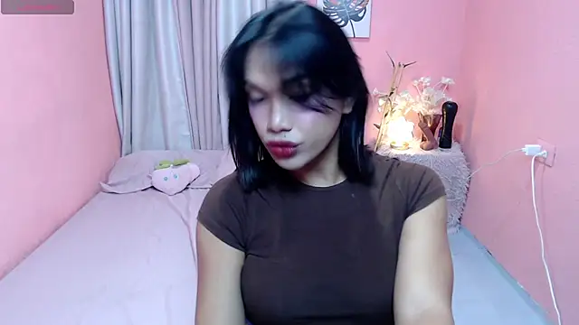 Snapshot of Herbielustts chatting on July 29, 2026, 1:10 pm Herbielustts online show from July 29, 2026, 1:10 pm