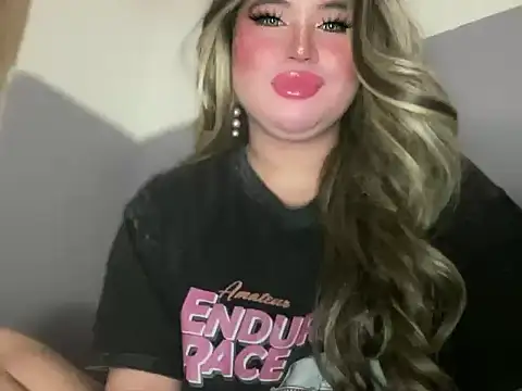 Naughtyrosecum online show from September 24, 2025, 7:15 am