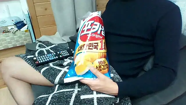  kinggun  online show from March 19, 2026, 12:05 pm