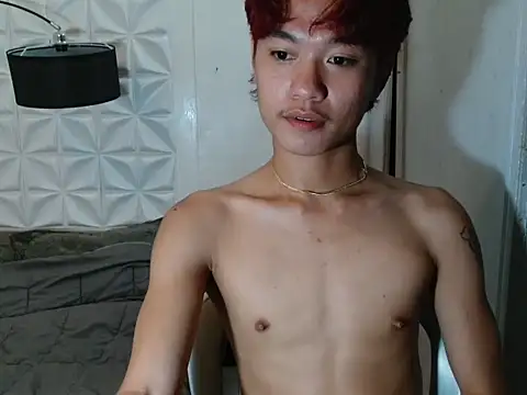 ur little secret online show from September 8, 2025, 4:06 pm