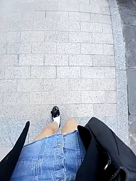 Snapshot of Ori-Lynk chatting on November 15, 2025, 4:38 am Ori-Lynk online show from November 15, 2025, 4:38 am