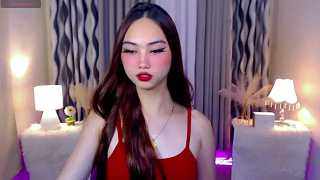 Kiah Wyatt online show from October 31, 2025, 6:54 am