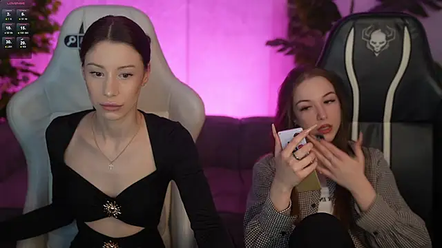 Selena Glow online show from March 26, 2026, 7:34 pm