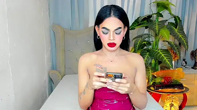 Snapshot of MochaliciousTransOnTop chatting on January 18, 2026, 2:48 am MochaliciousTransOnTop online show from January 18, 2026, 2:48 am