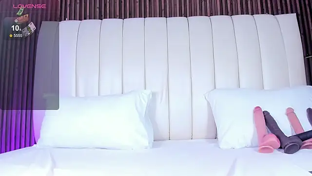 SandraMilerr online show from December 19, 2025, 4:16 am