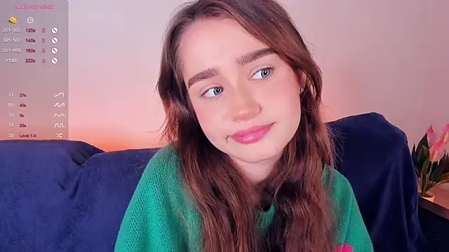 lovelyalivia online show from October 15, 2025, 9:28 am