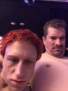 RivslRabbit online show from December 15, 2025, 5:02 am