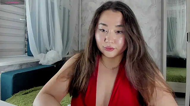 Snapshot of emilia_mur chatting on July 18, 2026, 6:05 pm emilia mur online show from July 18, 2026, 6:05 pm
