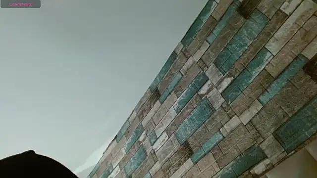 Rosalind tay online show from September 26, 2025, 10:22 am