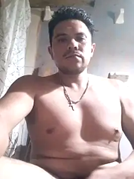 Snapshot of Luk909090 chatting on May 15, 2026, 10:35 am Luk909090 online show from May 15, 2026, 10:35 am