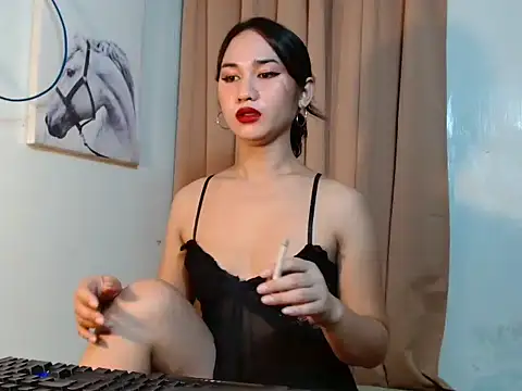 Snapshot of lava_lux chatting on July 8, 2026, 3:51 am lava lux online show from July 8, 2026, 3:51 am