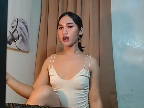 Snapshot of lava_lux chatting on July 9, 2026, 4:02 am lava lux online show from July 9, 2026, 4:02 am