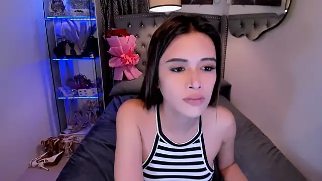 Snapshot of Lars_empress chatting on November 21, 2025, 8:57 am Lars empress online show from November 21, 2025, 8:57 am