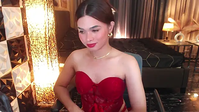 BigCockMaxineTS online show from September 26, 2025, 9:32 pm