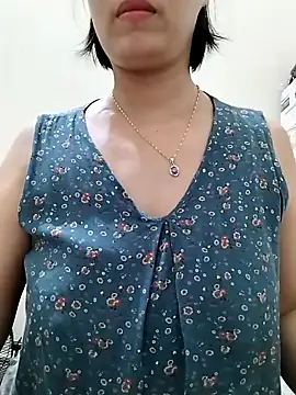 Snapshot of love_sexy090 chatting on October 4, 2025, 12:01 am love sexy090 online show from October 4, 2025, 12:01 am