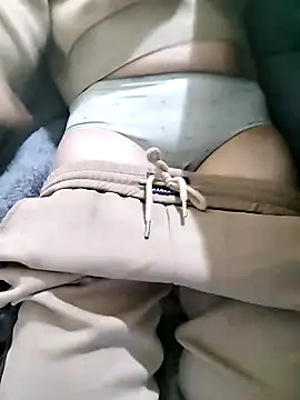 Snapshot of love_sexy090 chatting on November 20, 2025, 12:33 am love sexy090 online show from November 20, 2025, 12:33 am