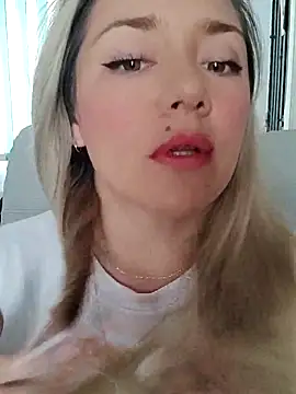 Snapshot of cameron_06 chatting on November 27, 2025, 6:08 pm cameron 06 online show from November 27, 2025, 6:08 pm