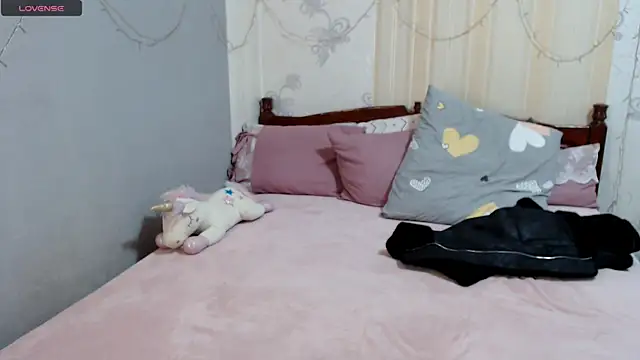 Sasha cherry online show from November 23, 2025, 10:36 am