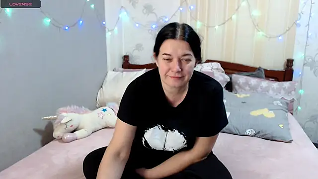 Sasha cherry online show from November 27, 2025, 10:16 am