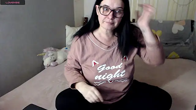 Sasha cherry online show from December 2, 2025, 5:25 pm