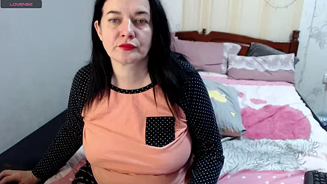 Sasha cherry online show from November 15, 2025, 8:07 am