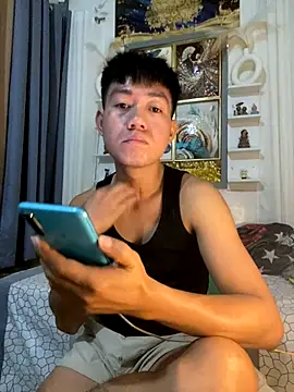 xshyboyx online show from September 21, 2025, 5:01 am