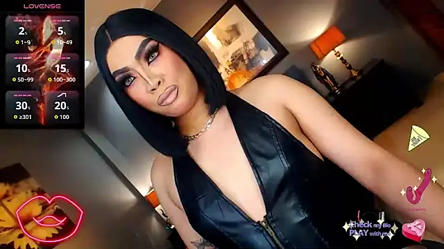 Snapshot of FridaHumphrey chatting on November 15, 2025, 6:01 pm FridaHumphrey online show from November 15, 2025, 6:01 pm