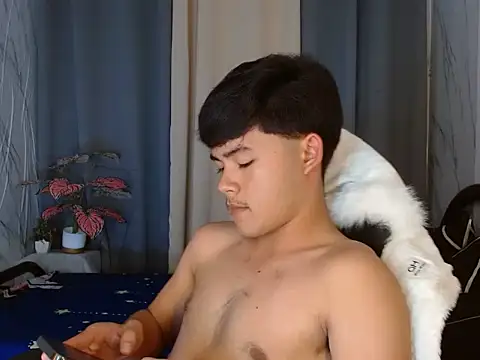 YourNaughtyTwink 69 online show from April 23, 2026, 4:08 pm